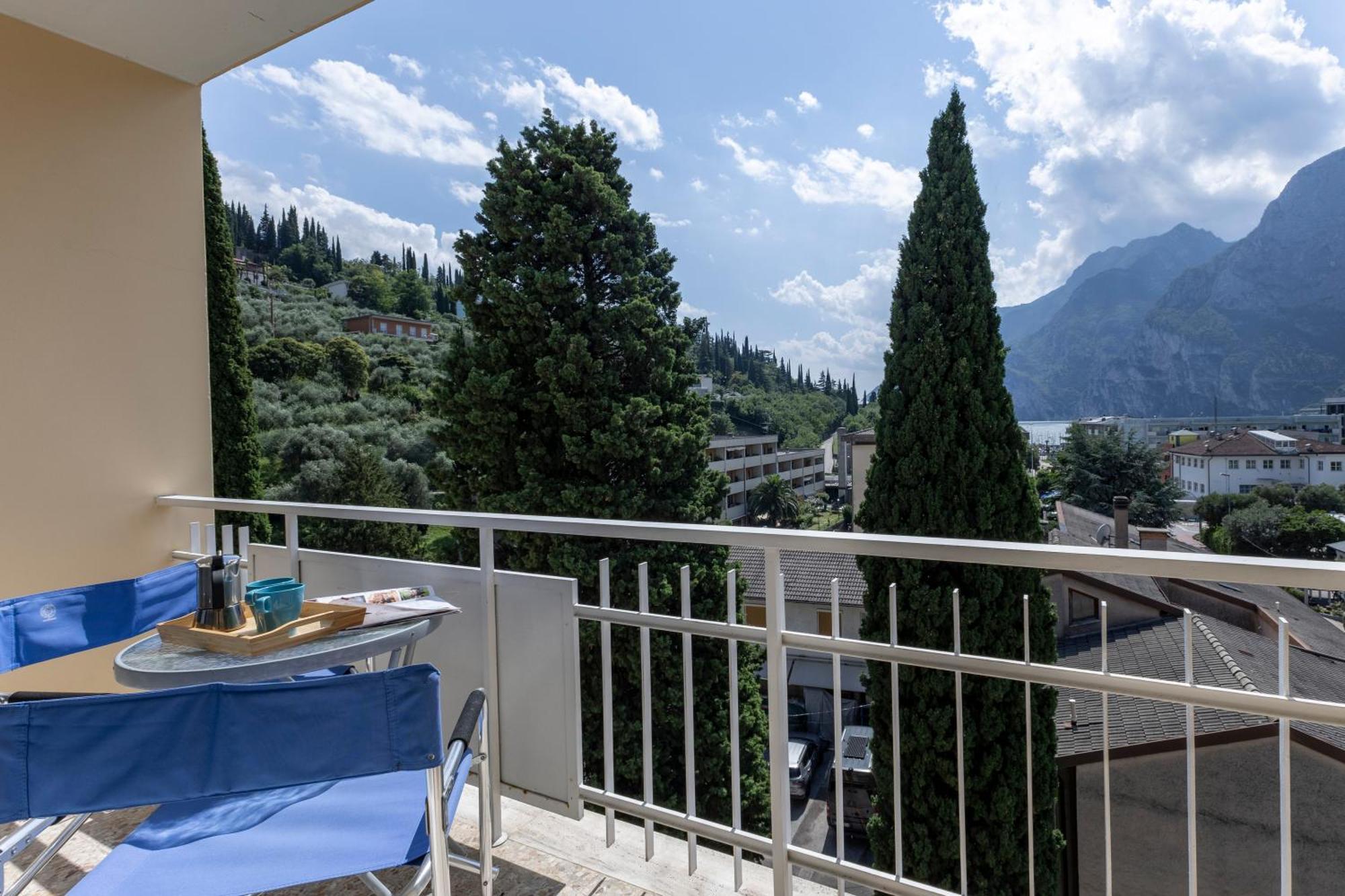 Il Piccolo Nido - Happy Rentals Riva del Garda Luaran gambar